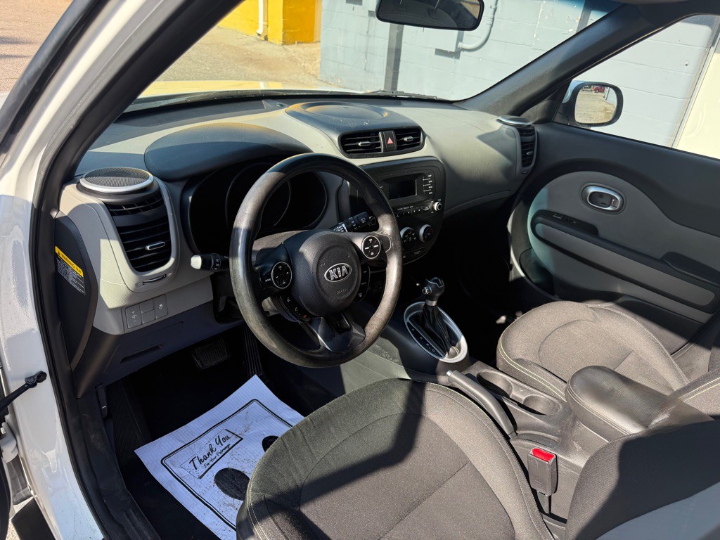 2014 Kia Soul Image 8