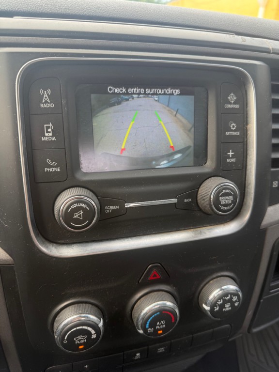 2014 RAM 1500 Image 10