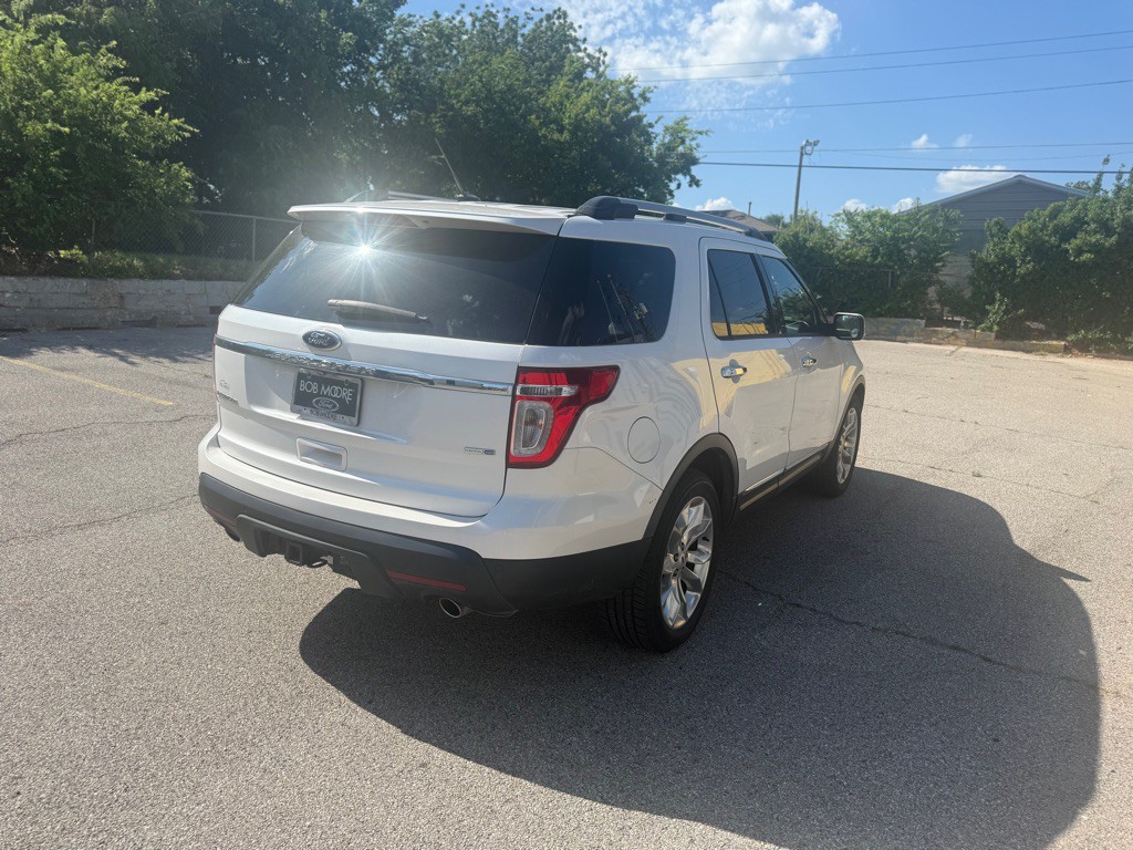 2014 Ford Explorer Image 4