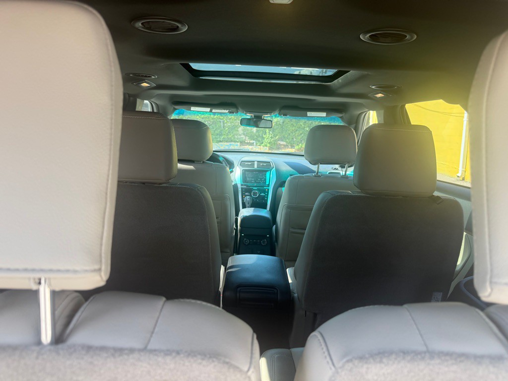 2014 Ford Explorer Image 11