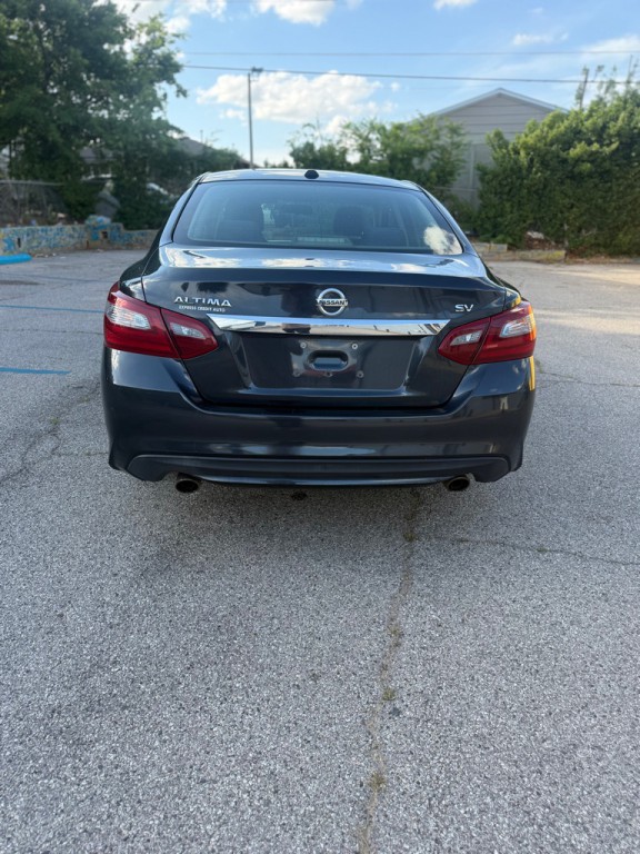 2018 Nissan Altima Image 6
