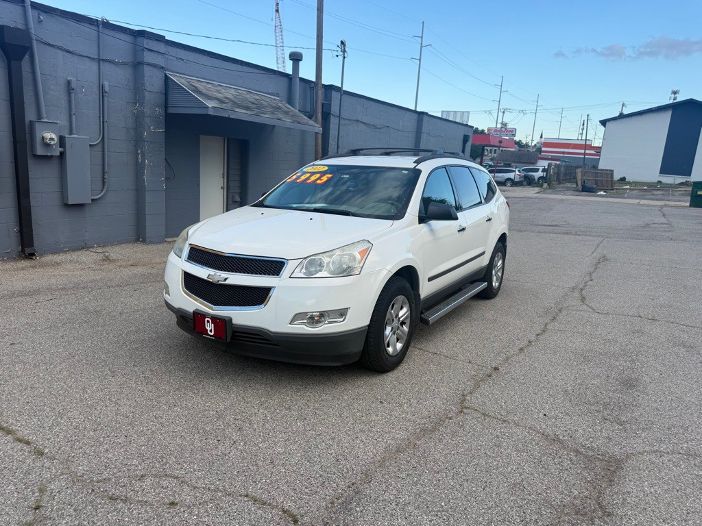 2012 Chevrolet Traverse Image 1