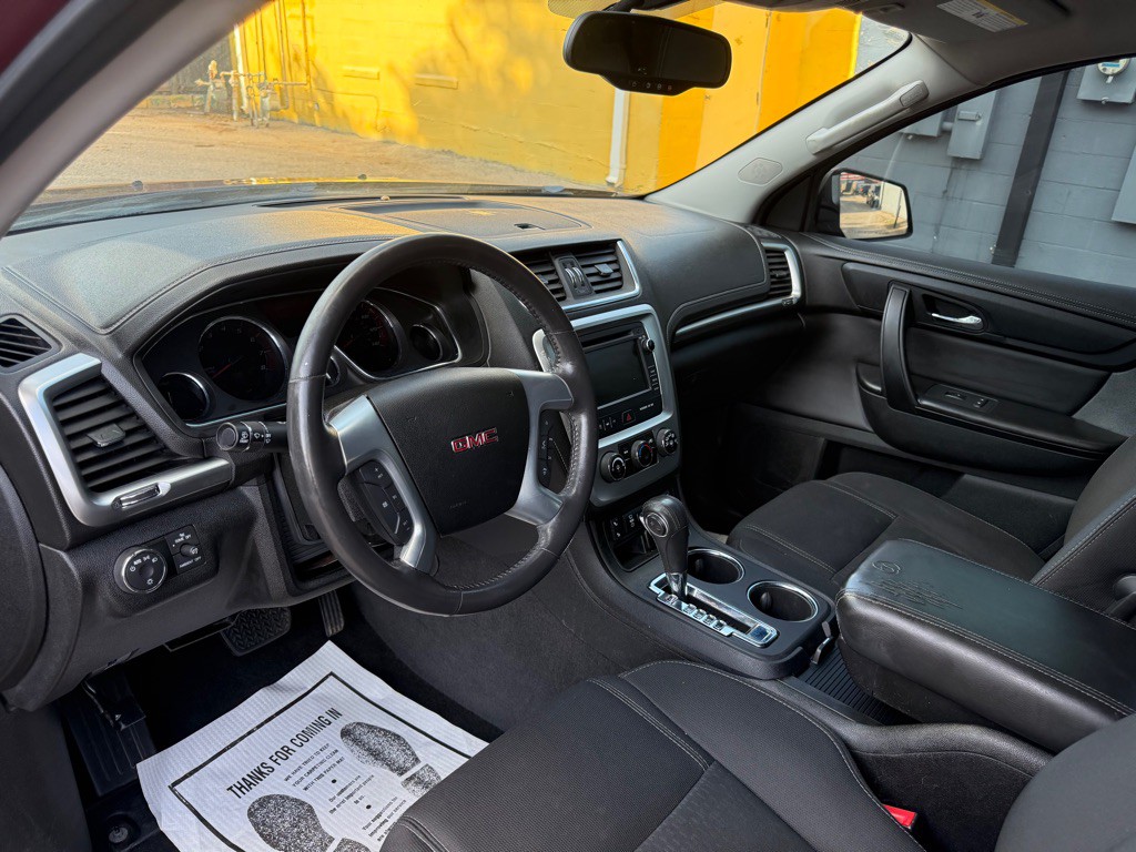 2015 GMC Acadia Image 9