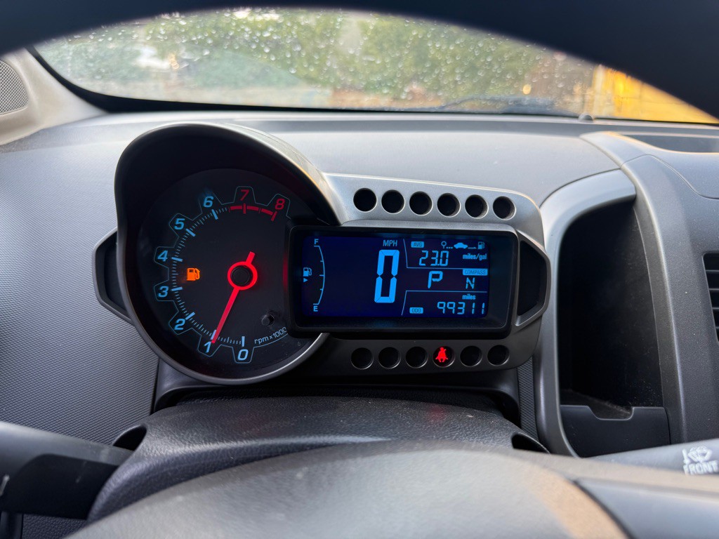 2012 Chevrolet Sonic Image 9