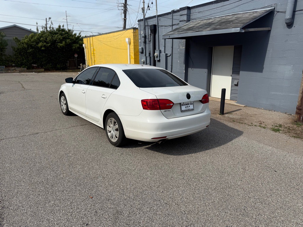 2012 Volkswagen Jetta Image 5