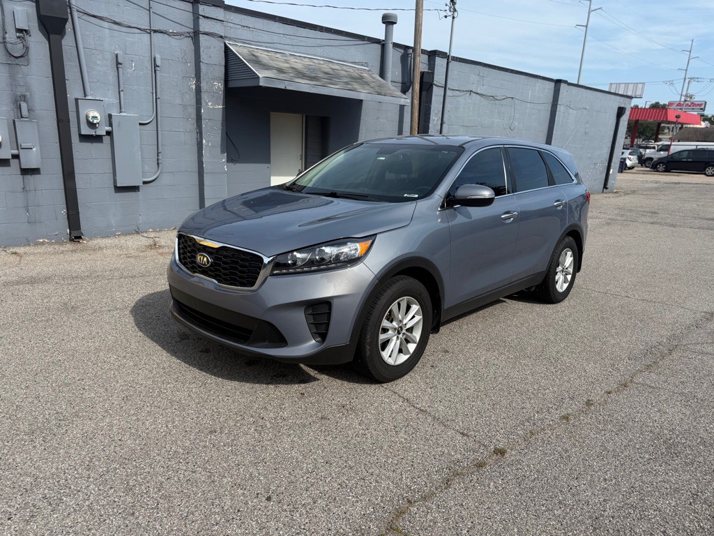 2020 Kia Sorento Image 1