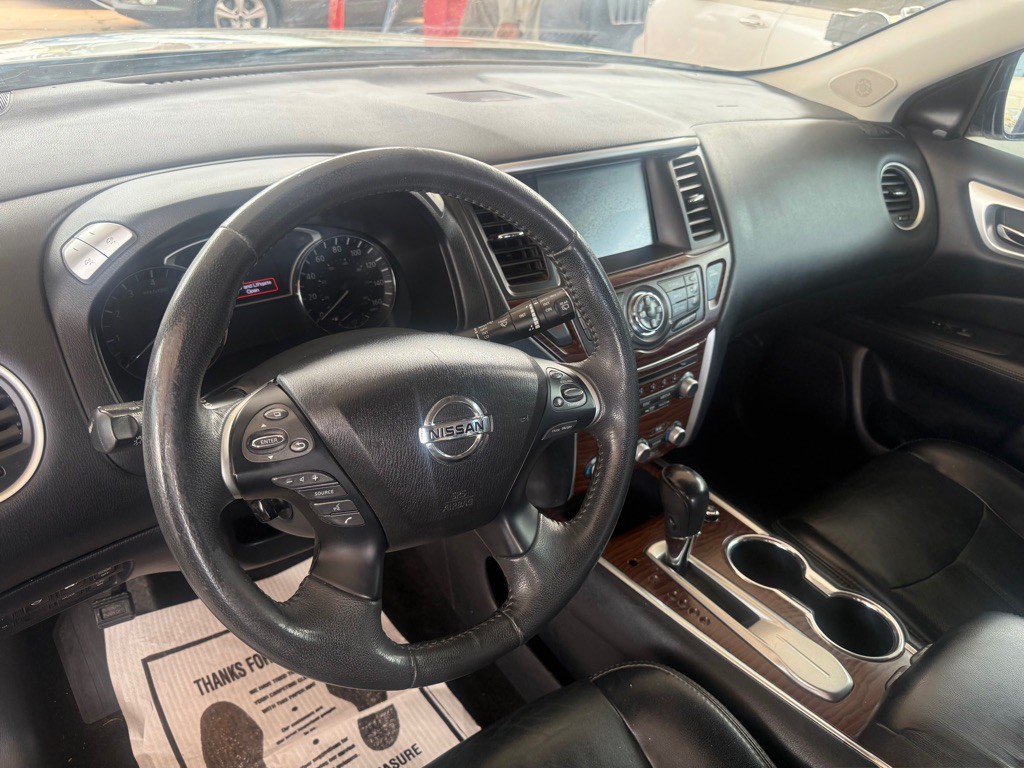 2017 Nissan Pathfinder Image 7