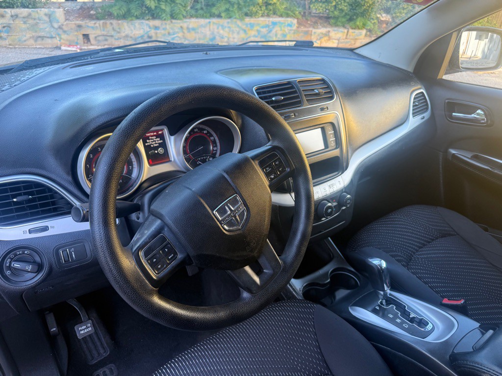 2017 Dodge Journey Image 12