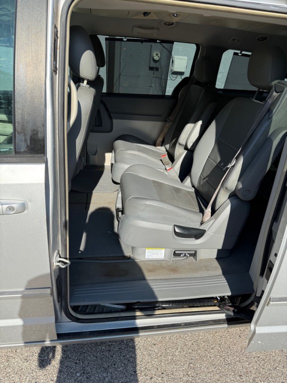 2008 Dodge Grand Caravan Image 8