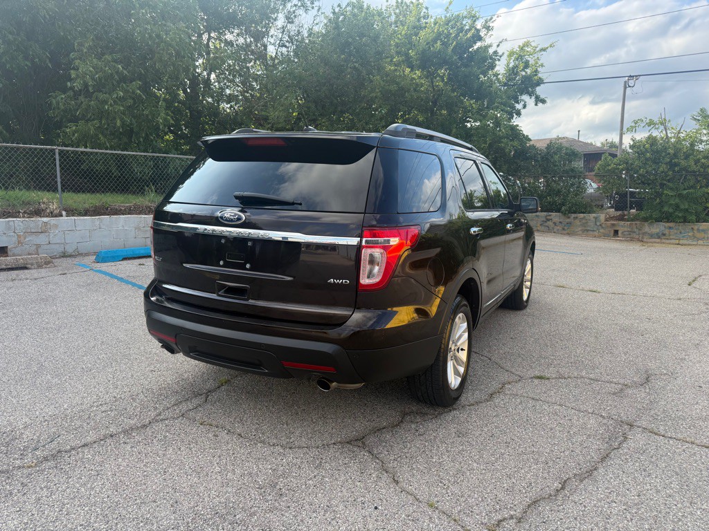 2013 Ford Explorer Image 4