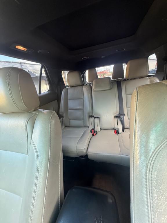 2013 Ford Explorer Image 12