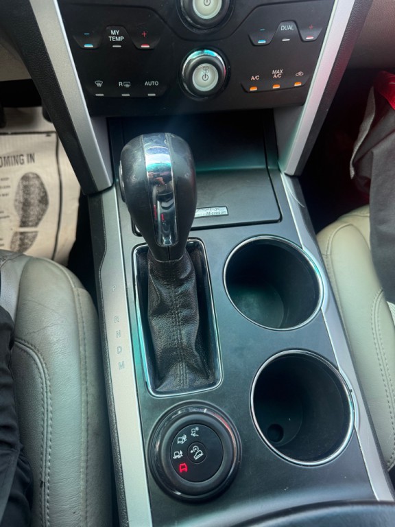 2013 Ford Explorer Image 16