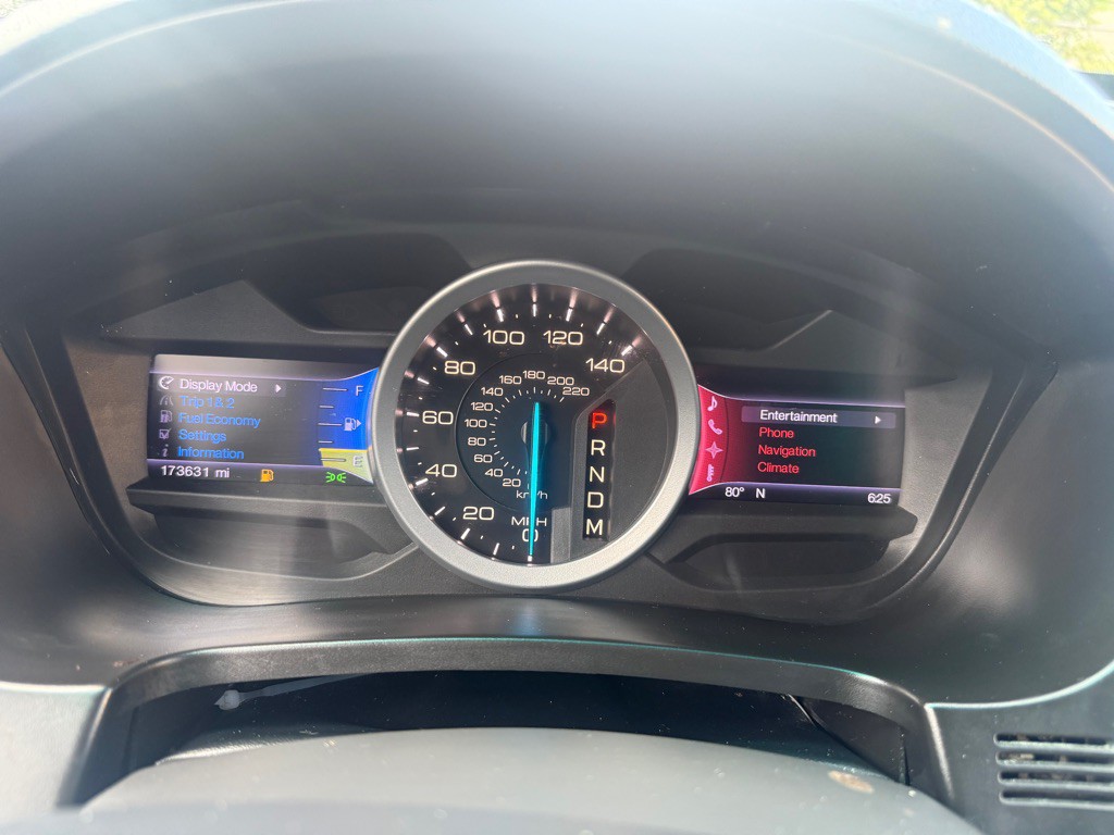 2013 Ford Explorer Image 17