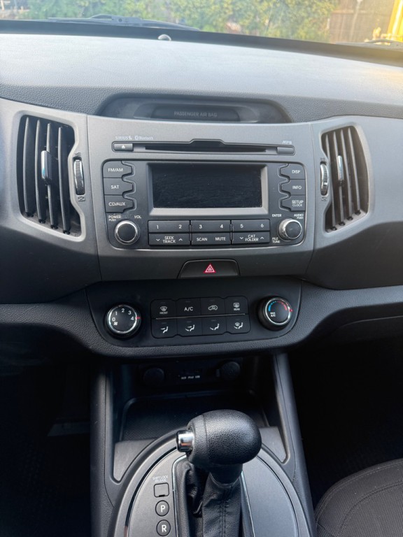 2012 Kia Sportage Image 11