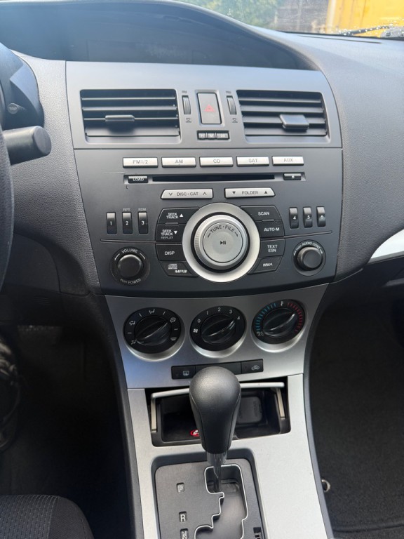 2011 Mazda Mazda3 Image 7