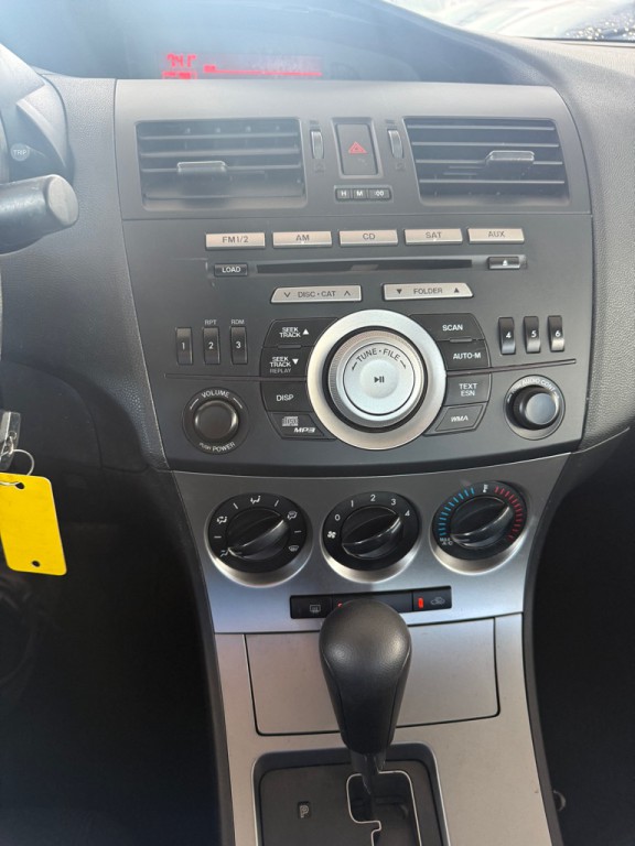 2011 Mazda Mazda3 Image 9