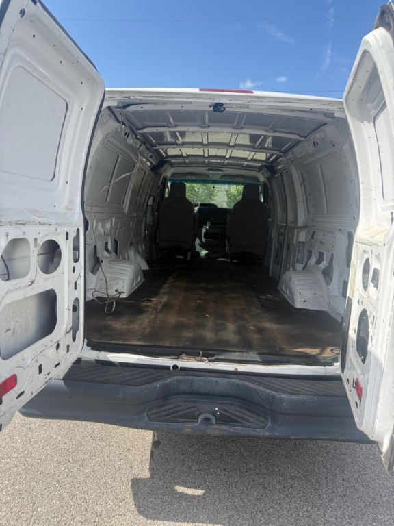 2012 Ford Econoline Image 6