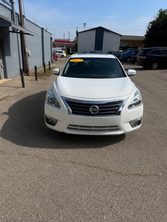 2013 Nissan Altima Image 2