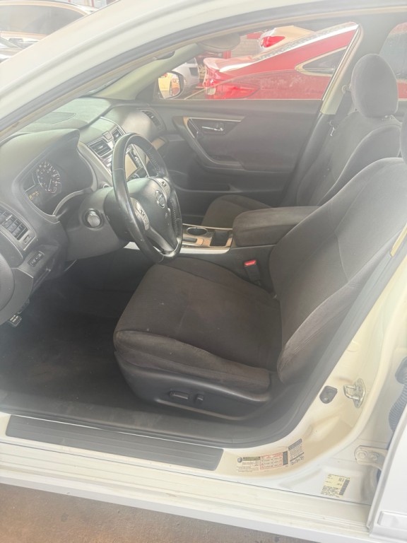 2013 Nissan Altima Image 6
