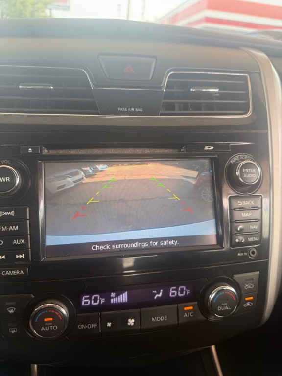 2013 Nissan Altima Image 10