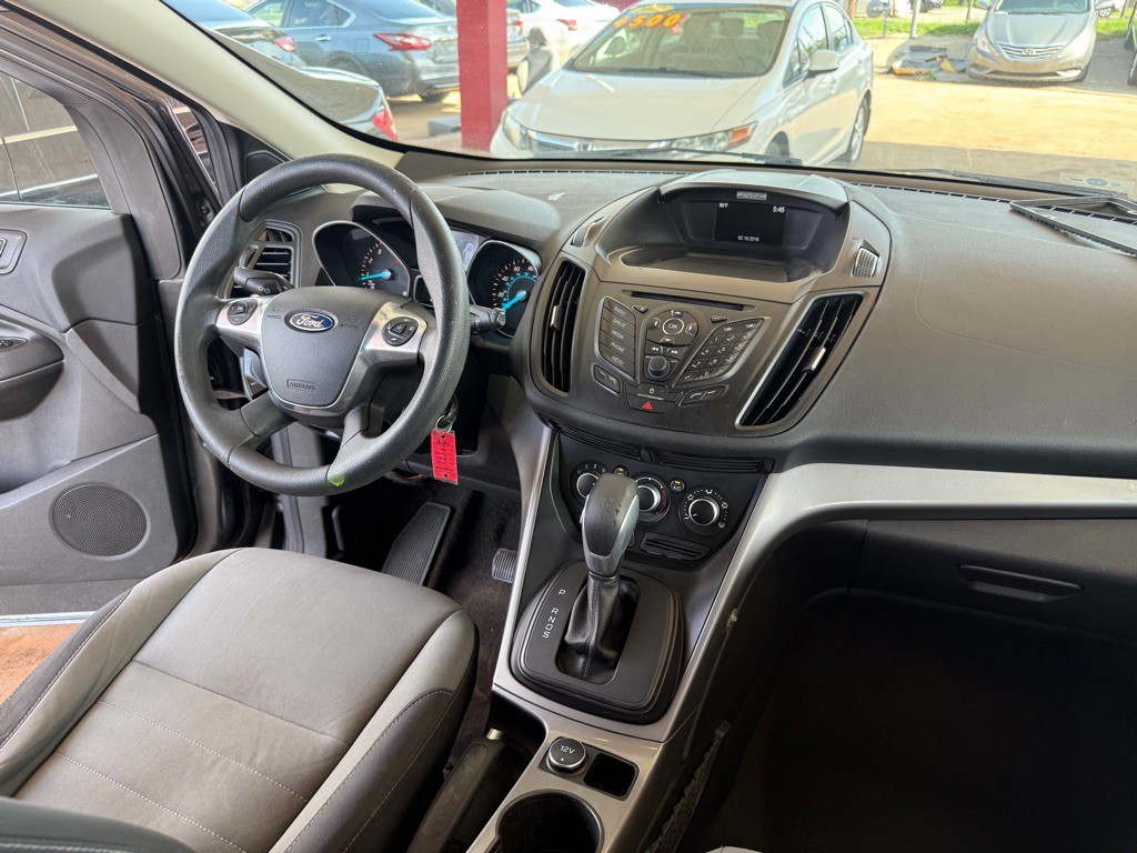 2016 Ford Escape Image 10