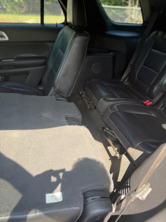 2012 Ford Explorer Image 8