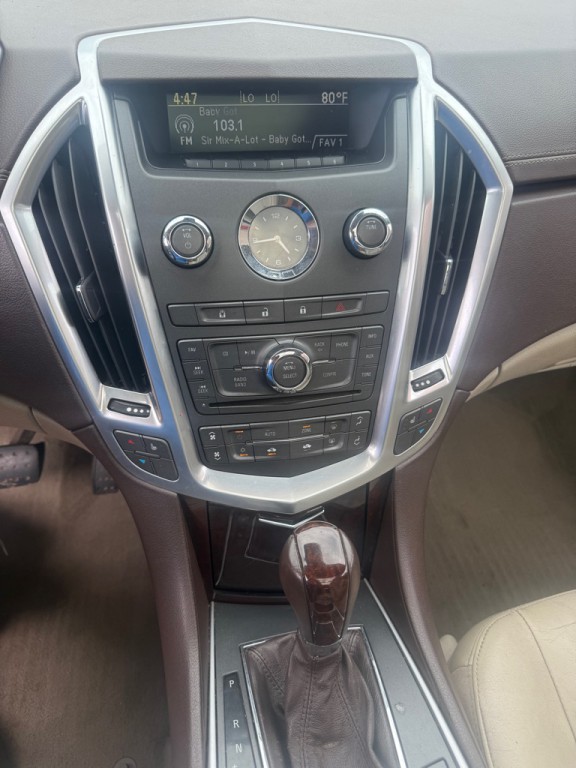 2010 Cadillac SRX Image 11