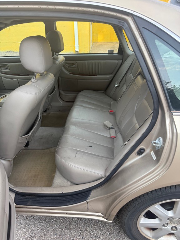 2002 Toyota Avalon Image 6