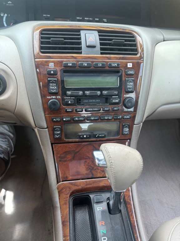 2002 Toyota Avalon Image 7