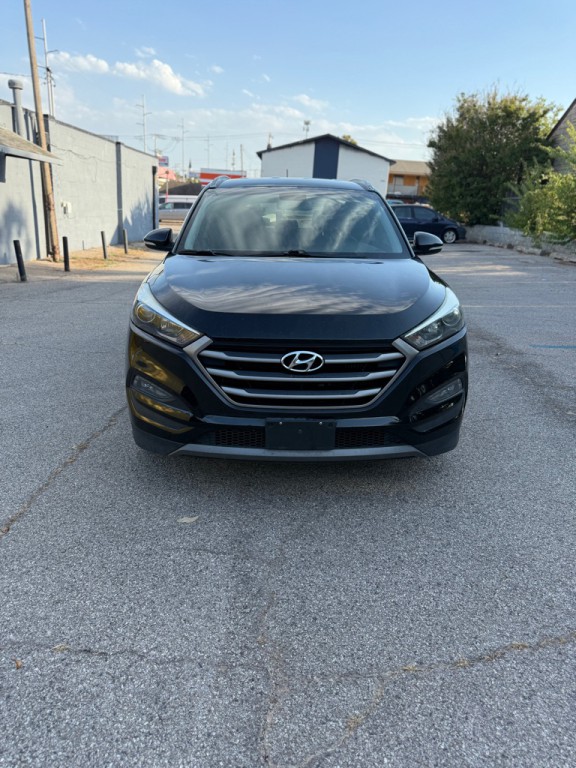 2016 Hyundai Tucson Image 2