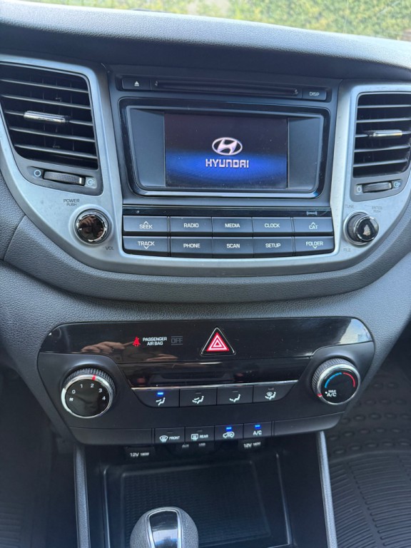 2016 Hyundai Tucson Image 9