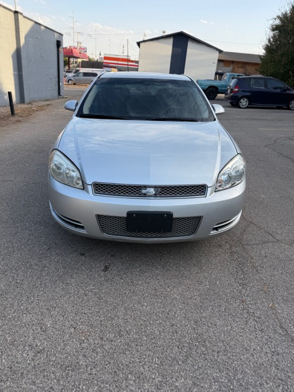2014 Chevrolet Impala Image 2