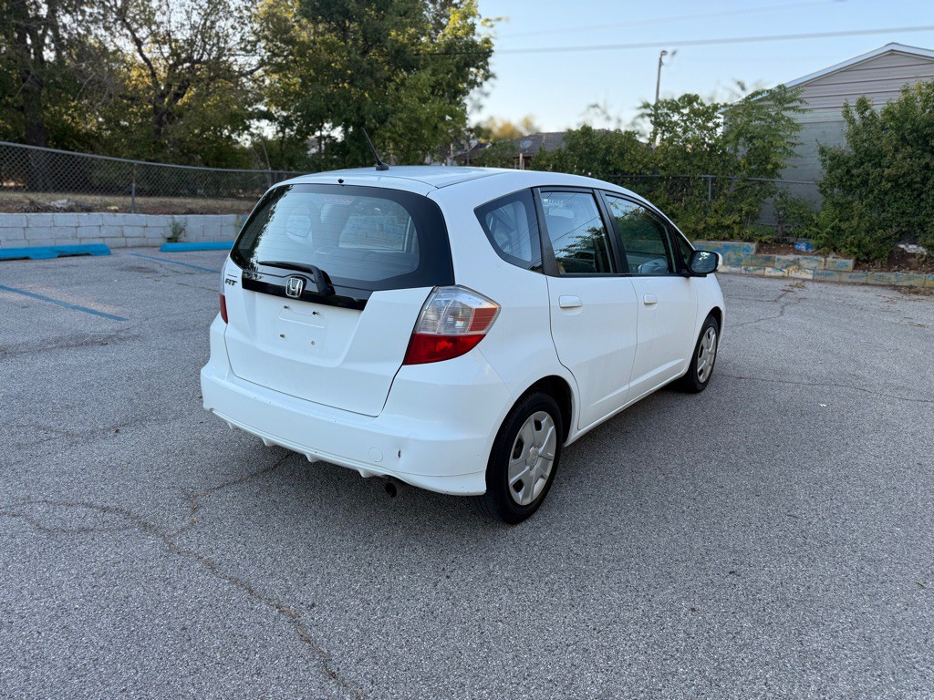 2013 Honda Fit Image 3
