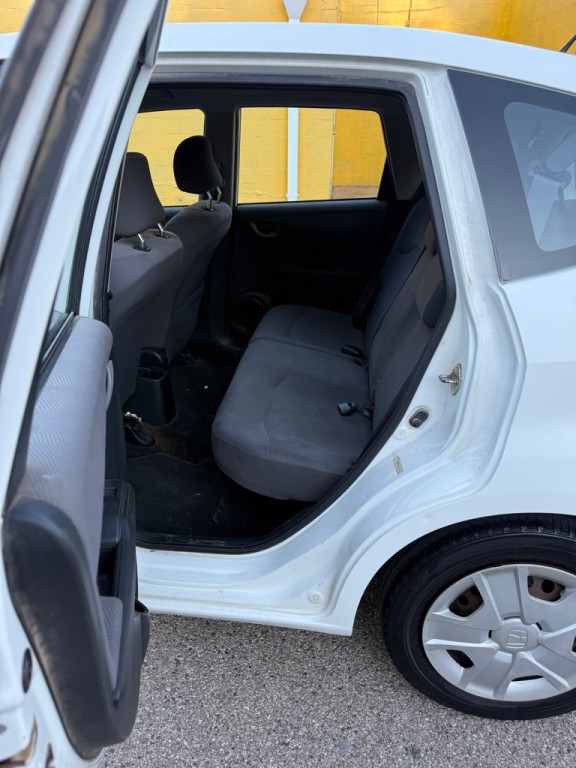 2013 Honda Fit Image 6