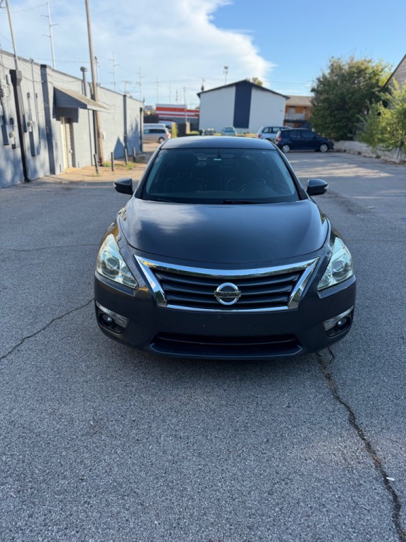 2013 Nissan Altima Image 2