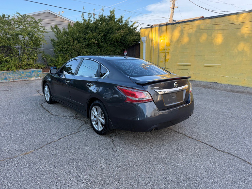 2013 Nissan Altima Image 5