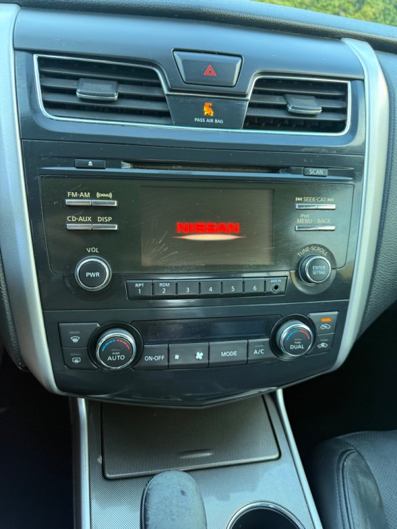 2013 Nissan Altima Image 9