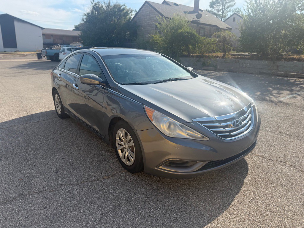 2011 Hyundai Sonata Image 4