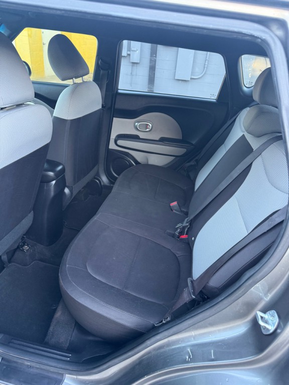 2016 Kia Soul Image 7