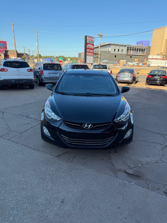 2013 Hyundai Elantra Image 2