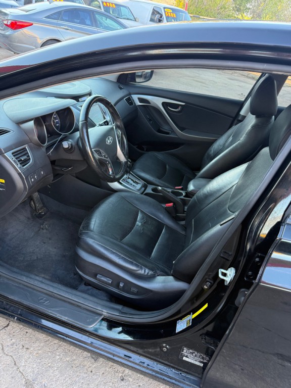 2013 Hyundai Elantra Image 7