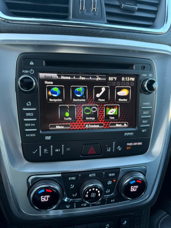 2015 GMC Acadia Image 13