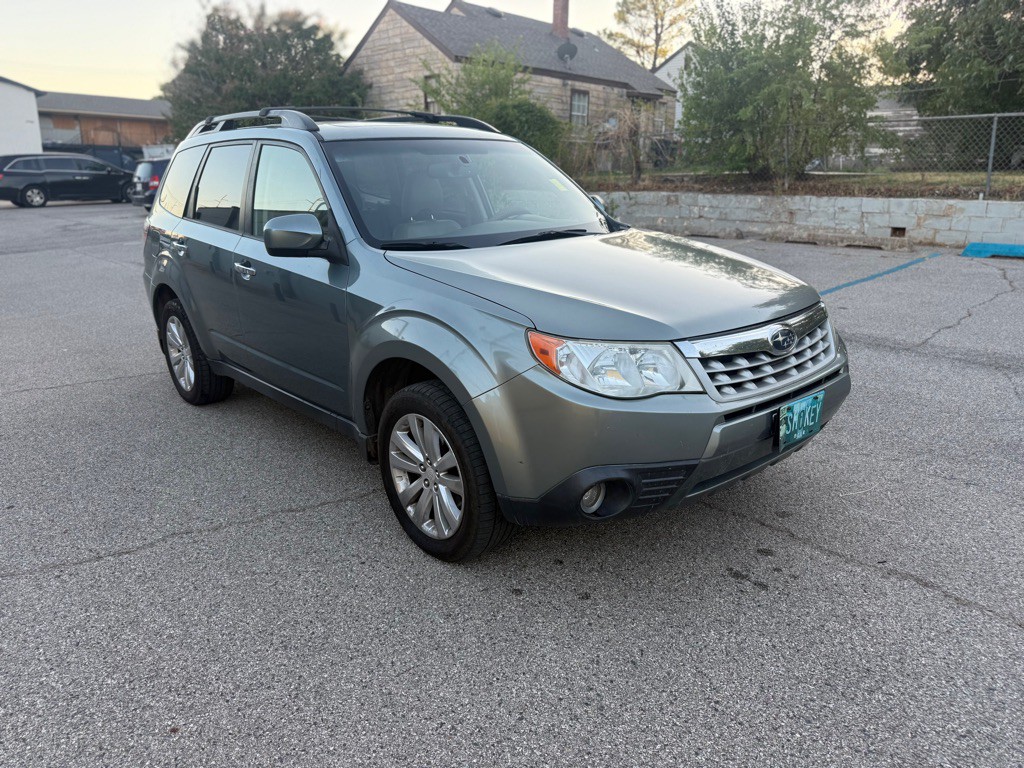 2011 Subaru Forester Image 3