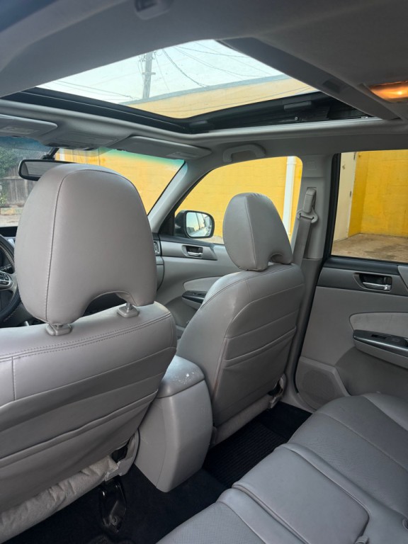 2011 Subaru Forester Image 13