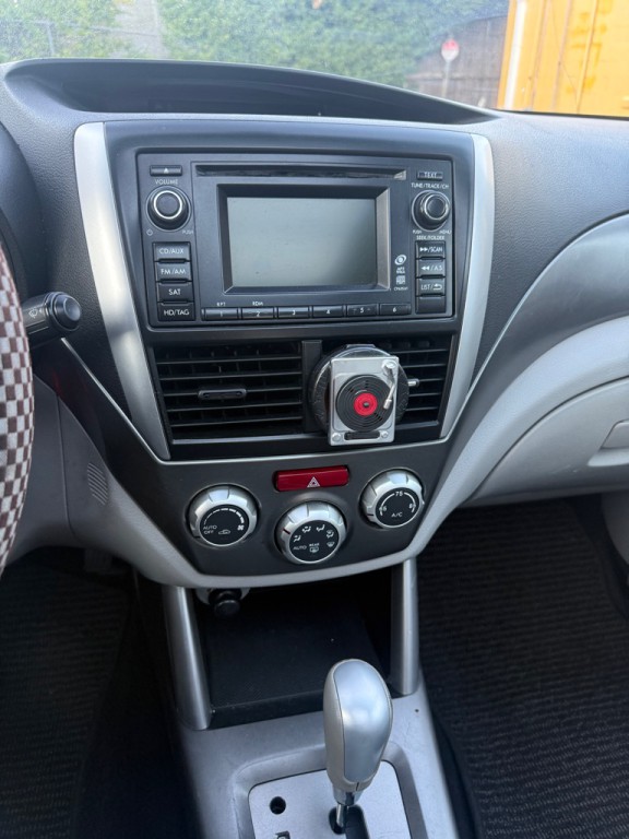 2011 Subaru Forester Image 15