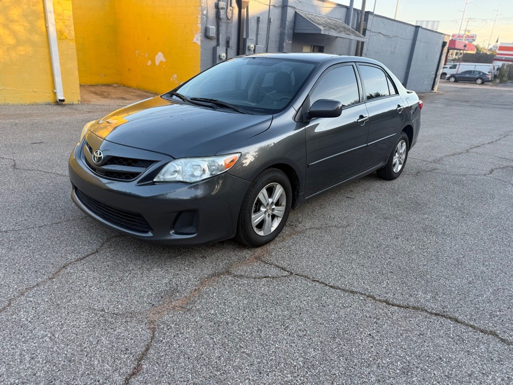 2011 Toyota Corolla Image 2