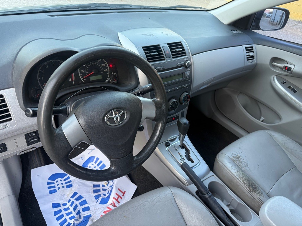 2011 Toyota Corolla Image 9