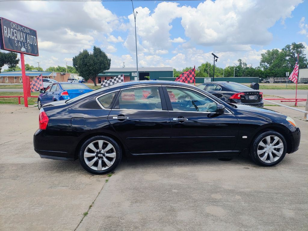 2006 INFINITI M35 Image 4