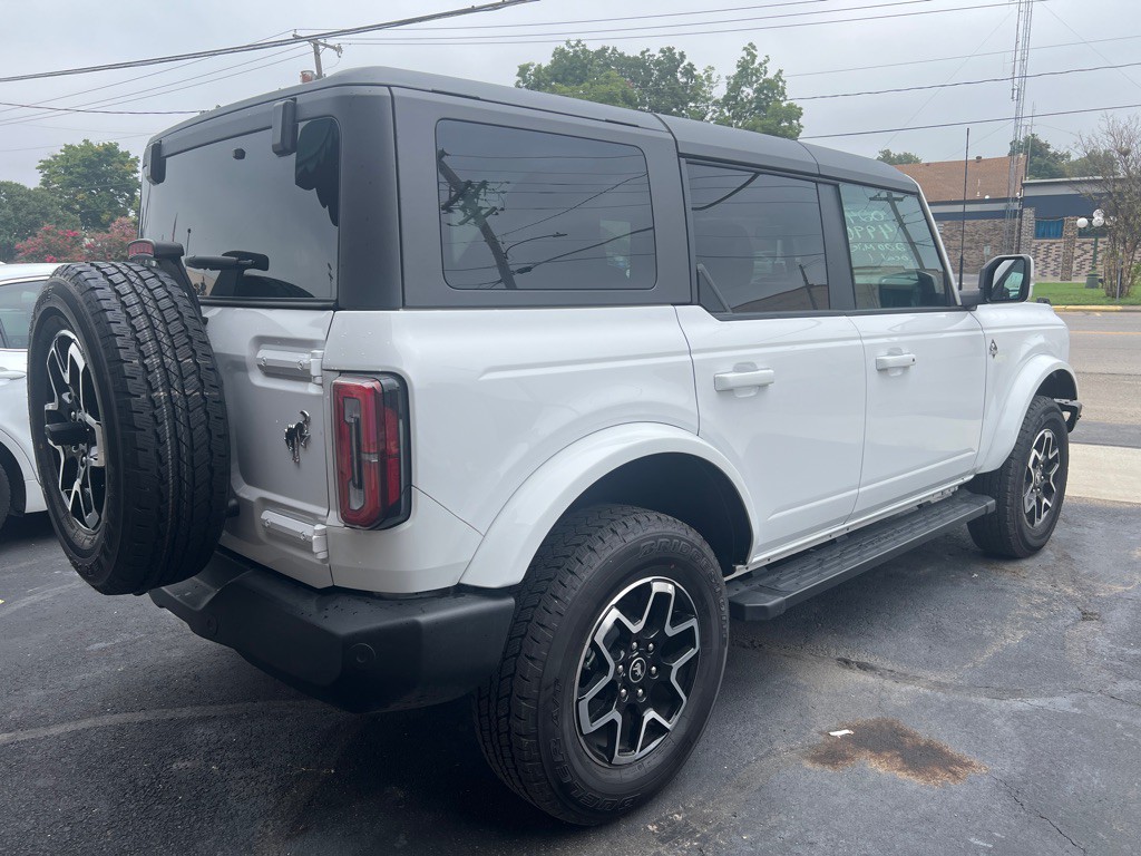 2024 Ford Bronco Image 6