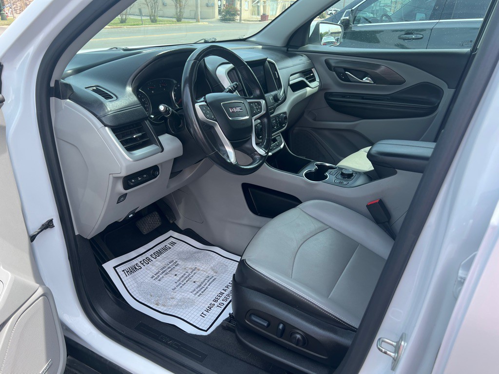 2022 GMC Terrain Image 9